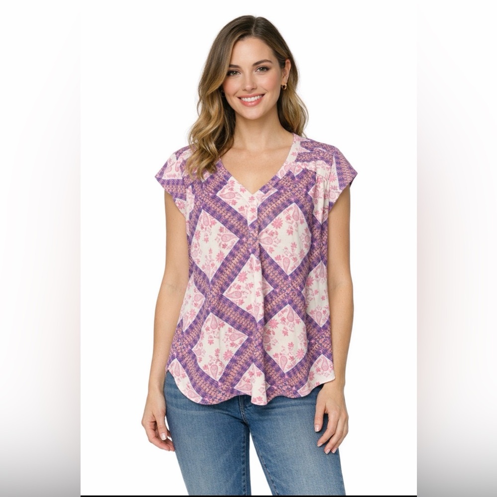 Olive & Oak‎ top